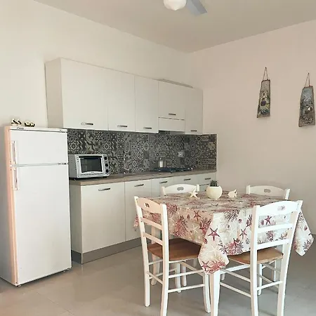 Casa Lido Dell'ancora * Sant Isidoro (Apulia)