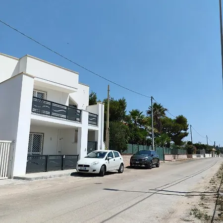 Casa Lido Dell'ancora * Sant Isidoro (Apulia)